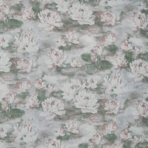 Tkanina Prestigious Textiles Grand Botanical 7857/252 Lilypad Peach Blossom akwarela kwiaty