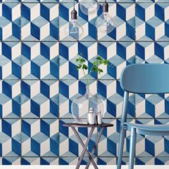 Tapeta Feathr Lisbon (Portuguese Tile)  Blue geometryczna niebieskie sześciany